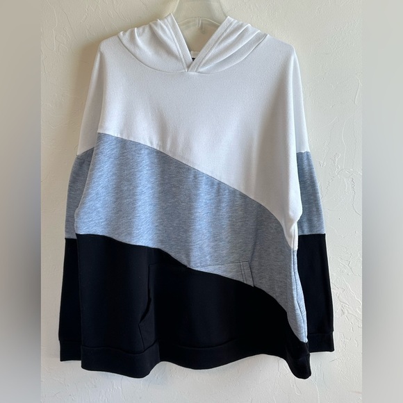 Colorblock Lightweight Slouchy Hoodie - White, Gray, Black from SHEIN Sz 1X - Picture 1 of 9